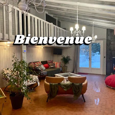 Au Vieux Logis 63 Bed & Breakfast Saint-Remy-sur-Durolle Bagian luar foto